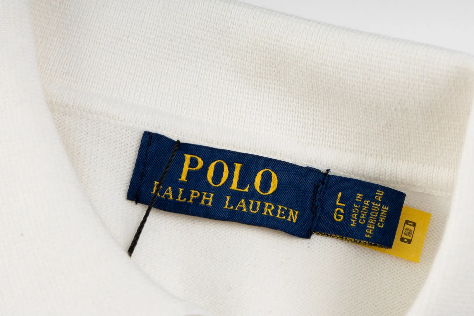 P206 Style number: R07 Ralph Lauren knitted pony embroidered lapel polo shirt three-button pullover open chest long-sleeved sweater. Official website synchronized. Same style for men and women. Classic cotton yarn. 100% white cotton. High-quality goods. Classic style has always been very popular! The workmanship details are very good! The simple lapel polo pullover sweater is always the standard, with classic brand embroidery on the chest! All major stars have the same style! Best for couples. High quality goods! Xinjiang cotton micro-elastic and smooth fabric is of great quality. Pure cotton is soft and skin-friendly. Color #White Blue Gray Dark Gray Khaki Military Green Navy White Label Navy Blue Red Label Black Red Label Black White Label Pink Size#S M L